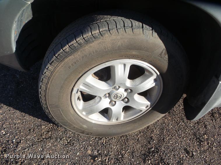 image for item DB5012 2004 Toyota Highlander SUV