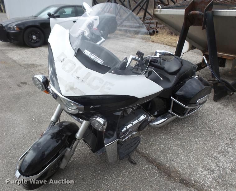 image for item DC9152 2011 Victory motorcycle