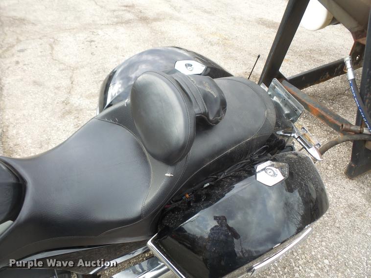 image for item DC9152 2011 Victory motorcycle