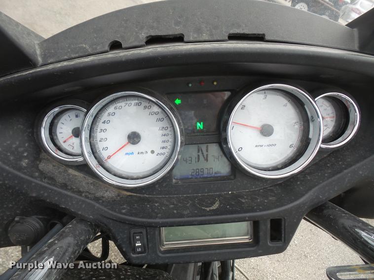 image for item DC9152 2011 Victory motorcycle