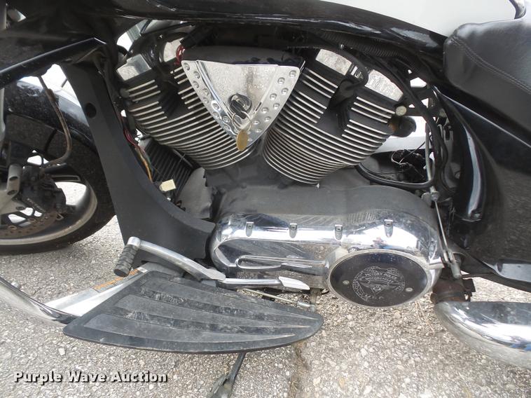 image for item DC9152 2011 Victory motorcycle