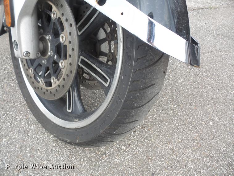 image for item DC9152 2011 Victory motorcycle