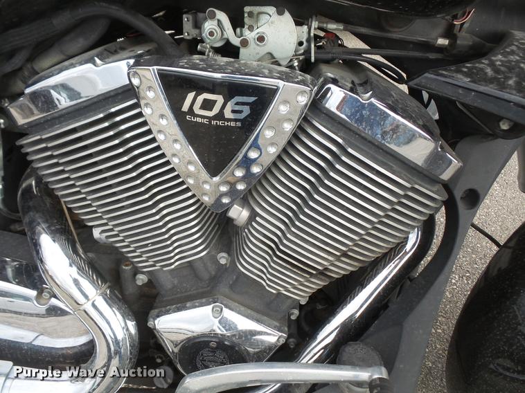 image for item DC9152 2011 Victory motorcycle