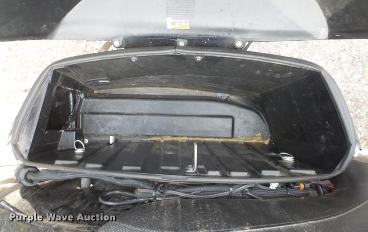 image for item DC9152 2011 Victory motorcycle