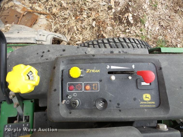 image for item DF9659 John Deere 757 ZTrak lawn mower