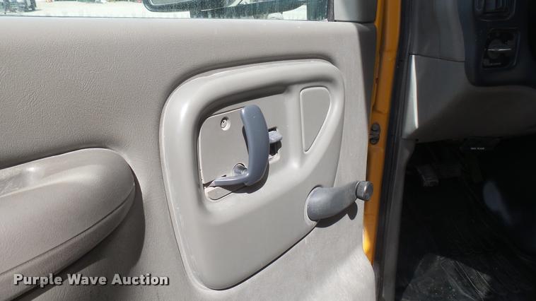 image for item DS9185 1999 Chevrolet Express 3500 Cargo school bus