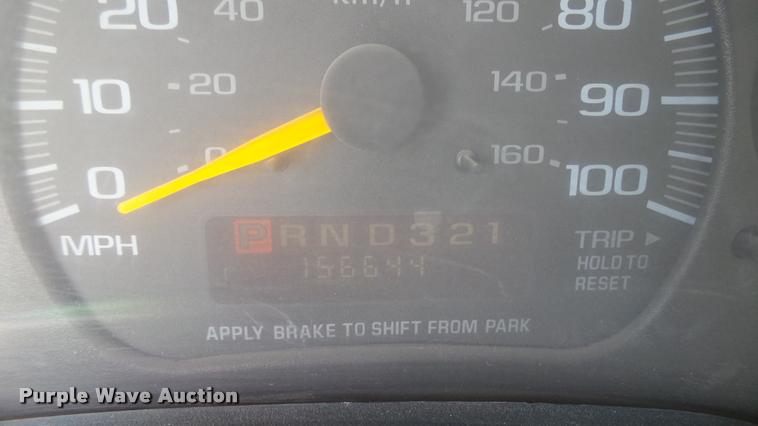 image for item DS9185 1999 Chevrolet Express 3500 Cargo school bus