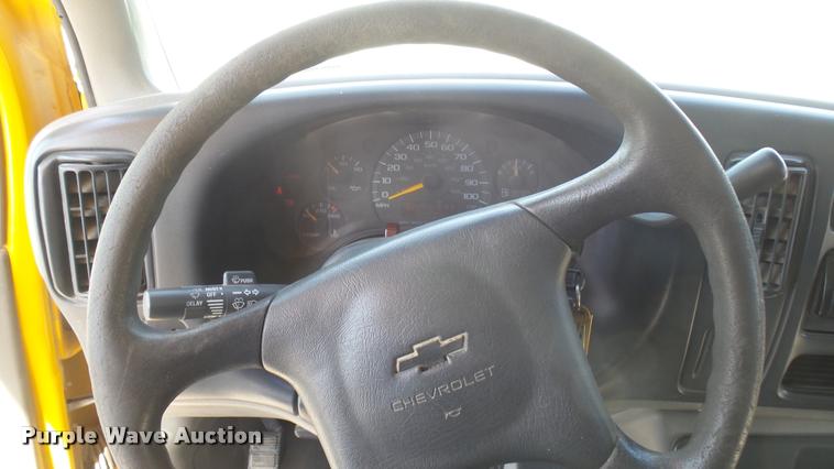 image for item DS9185 1999 Chevrolet Express 3500 Cargo school bus
