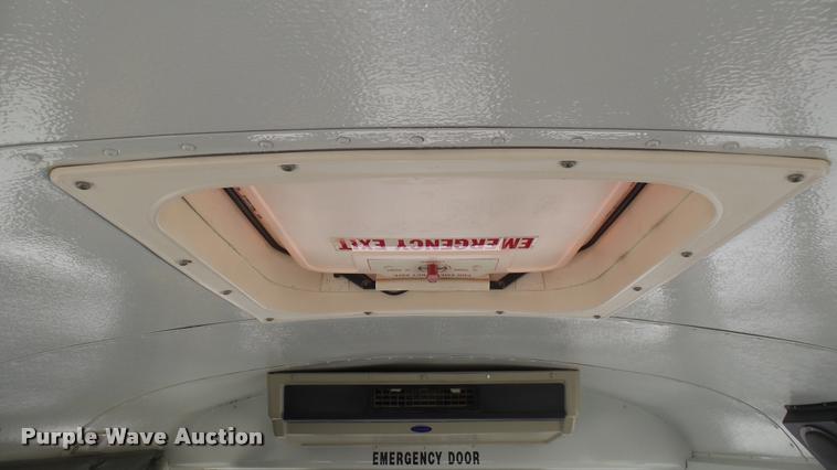 image for item DS9185 1999 Chevrolet Express 3500 Cargo school bus