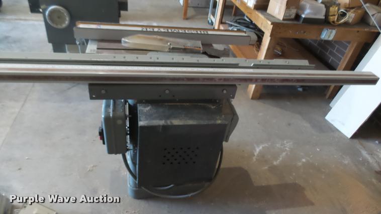 image for item DS9196 Rockwell/Delta table saw