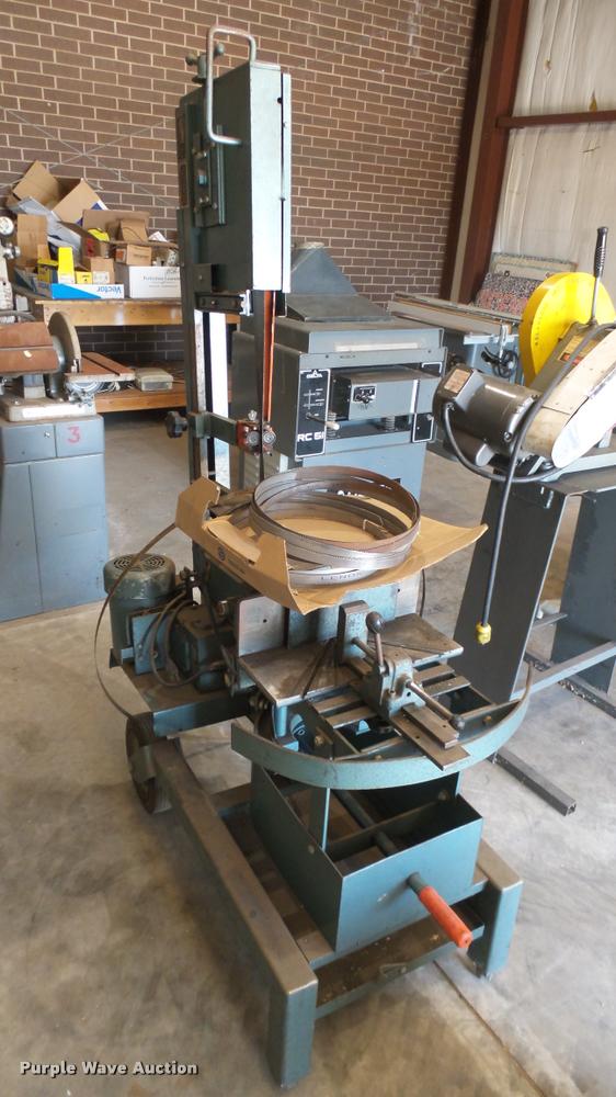 image for item DS9198 Ellis Mitre bandsaw