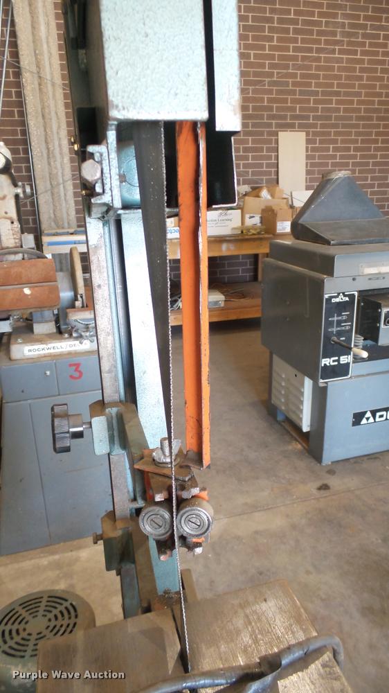 image for item DS9198 Ellis Mitre bandsaw
