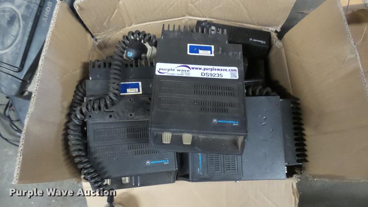 image for item DS9235 (10) Motorolla radios