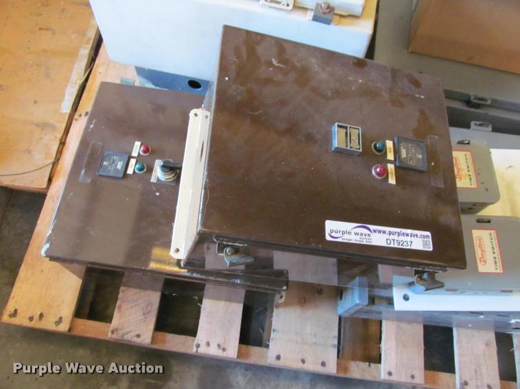 image for item DT9237 Electrical components