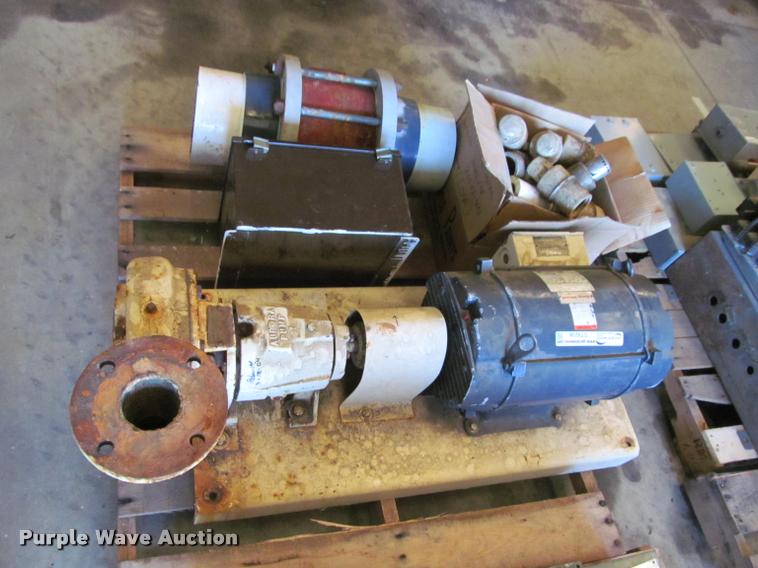 image for item DT9238 Aurora water pump