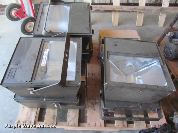 image for item DT9242 (7) Hubbell sodium lights