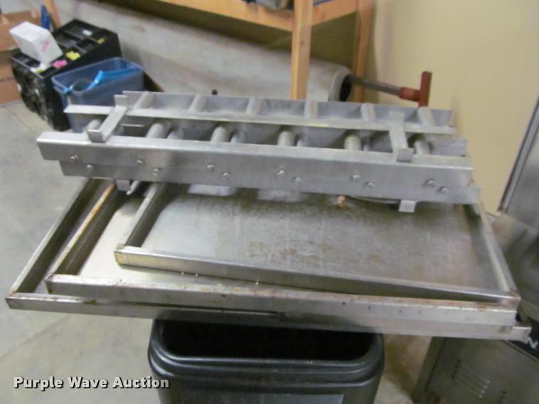 image for item DT9641 Restaurant equipment