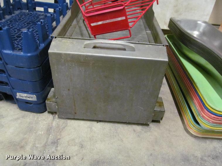 image for item DT9642 Restaurant equipment