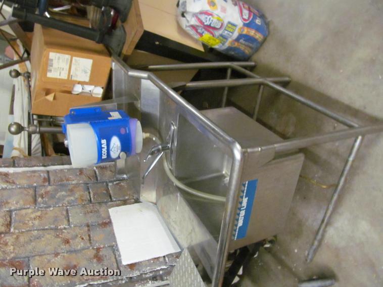 image for item DT9643 Stainless steel sink