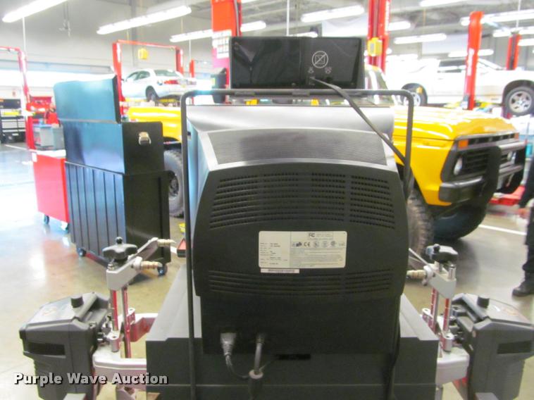 image for item DT9650 Hunter P611 alignment machine