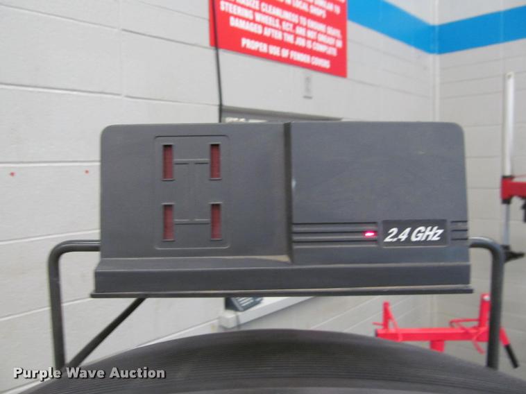 image for item DT9650 Hunter P611 alignment machine