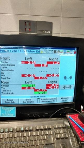 image for item DT9650 Hunter P611 alignment machine