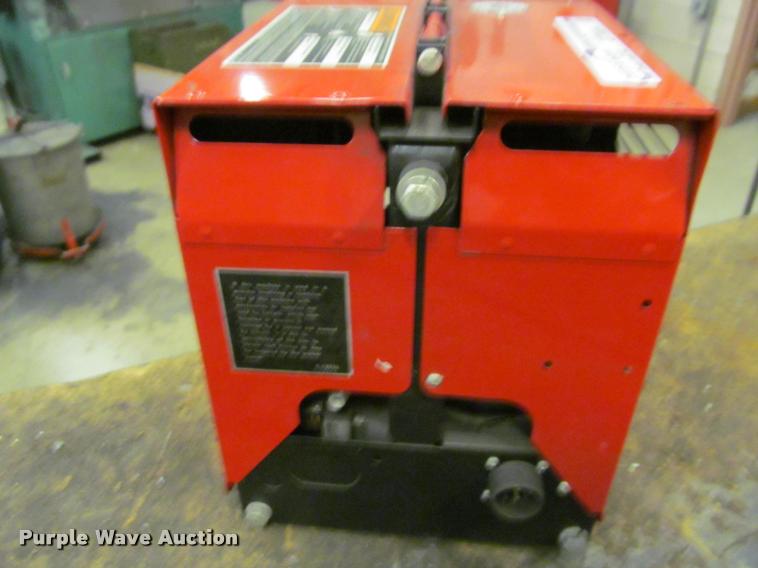 image for item DT9684 Lincoln Electric LN-9 Squirt welder wire feeder