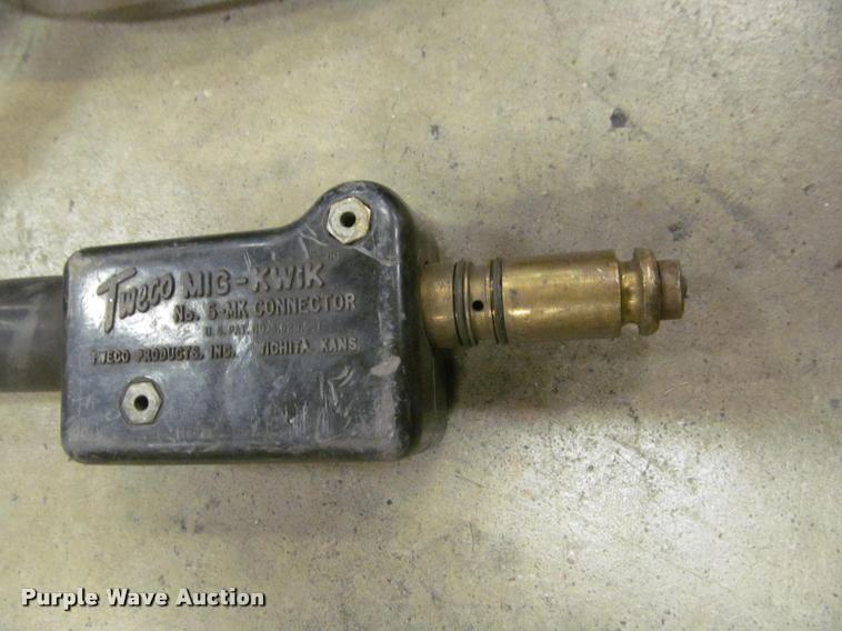 image for item DT9685 (4) MIG welding guns