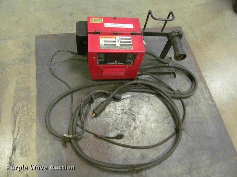 image for item DT9686 Lincoln Electric LN-9 GMC wire feeder