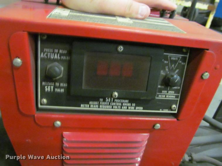 image for item DT9686 Lincoln Electric LN-9 GMC wire feeder