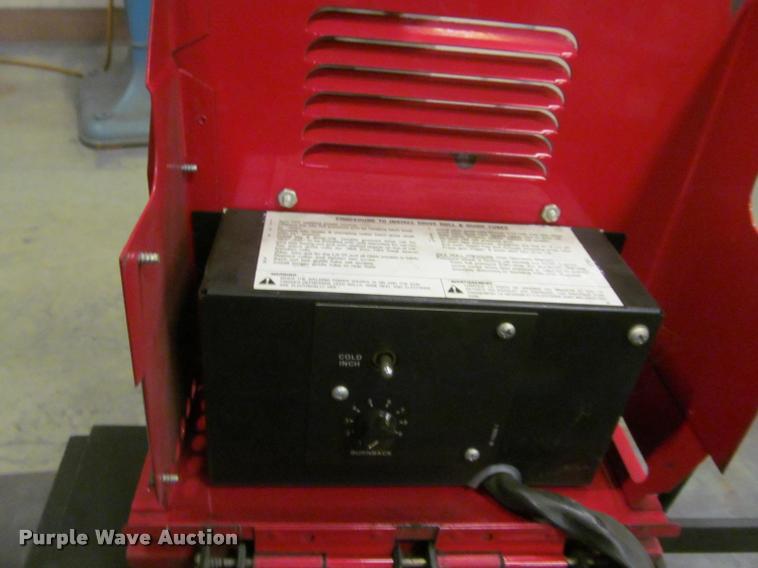 image for item DT9686 Lincoln Electric LN-9 GMC wire feeder