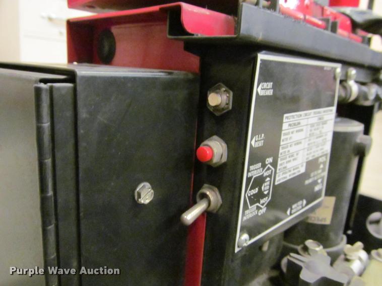 image for item DT9686 Lincoln Electric LN-9 GMC wire feeder