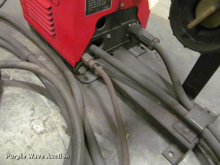 image for item DT9686 Lincoln Electric LN-9 GMC wire feeder