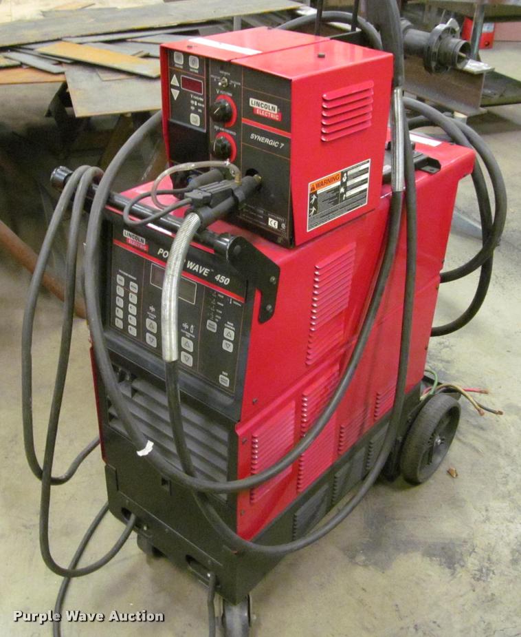 image for item DT9687 Lincoln Electric welder