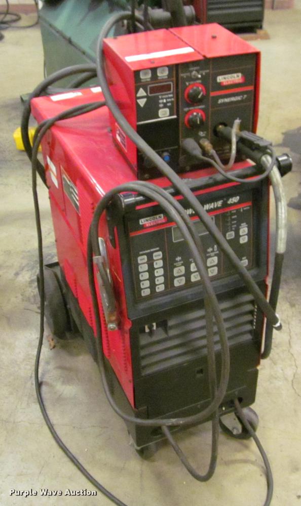 image for item DT9687 Lincoln Electric welder