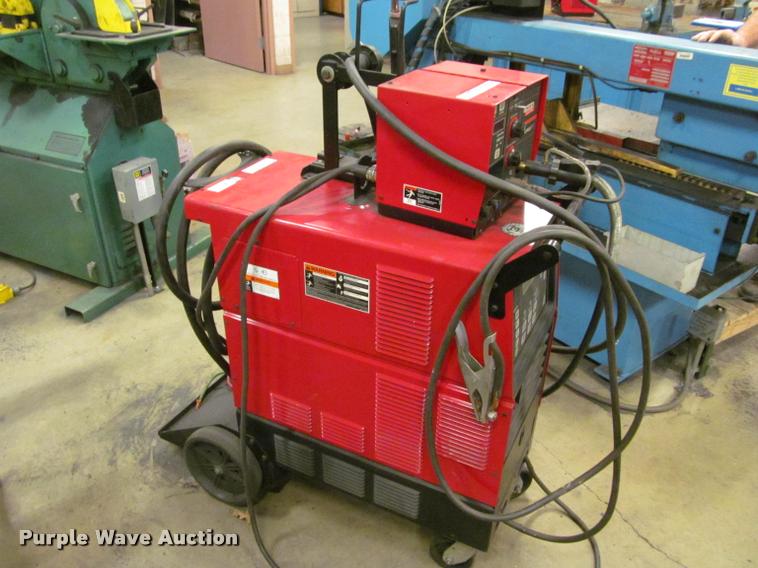 image for item DT9687 Lincoln Electric welder