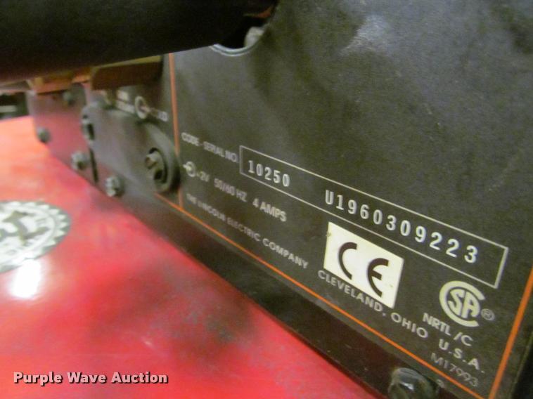 image for item DT9687 Lincoln Electric welder