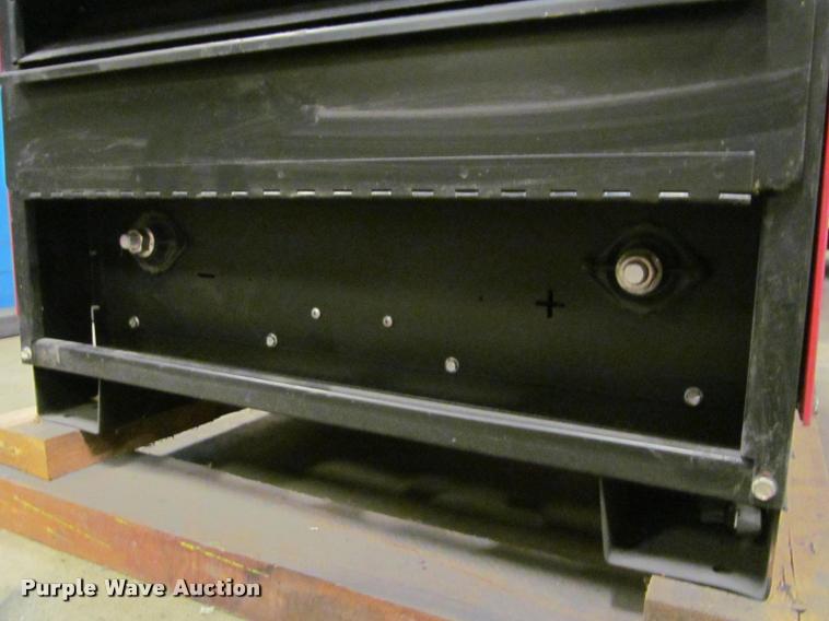 image for item DT9688 Lincoln Electric DC400 welder