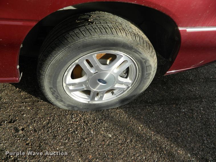 image for item J8809 2003 Ford Freestar van