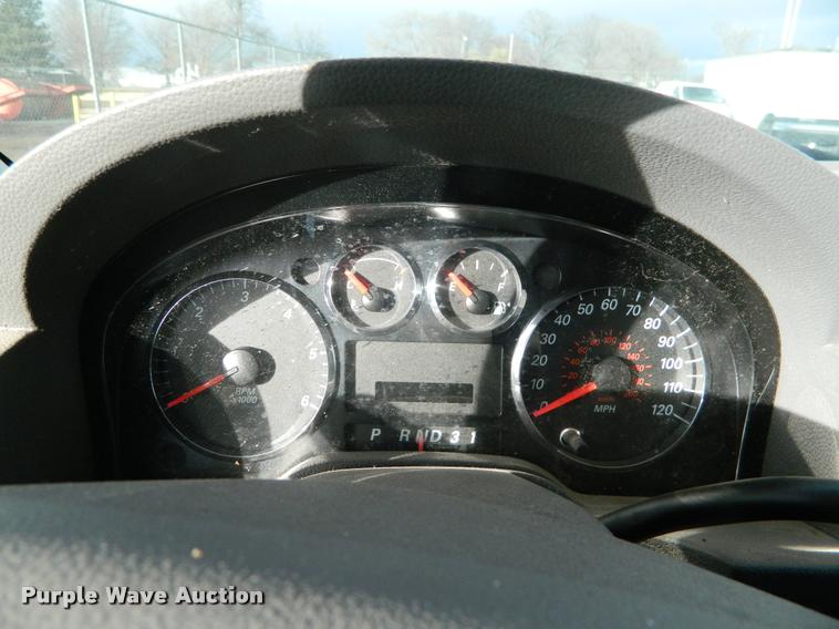 image for item J8809 2003 Ford Freestar van