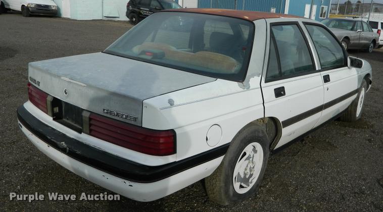 image for item J8810 1993 Chevrolet Corsica LT