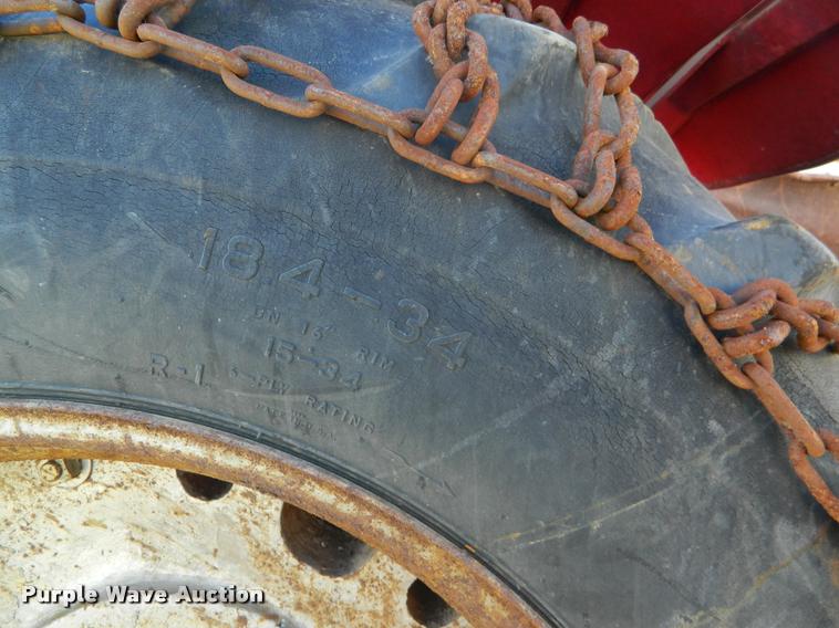 image for item K2730 1961 International 660 tractor