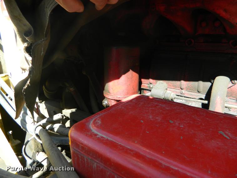 image for item K2730 1961 International 660 tractor