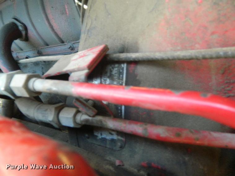 image for item K2730 1961 International 660 tractor