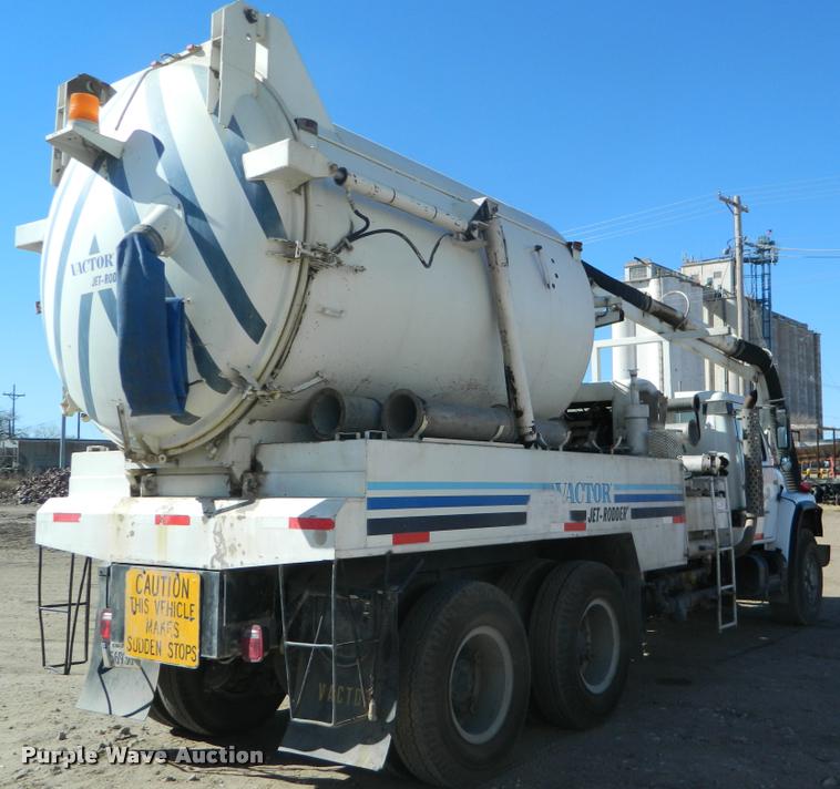 image for item K2732 1985 International S1900 sewer rodder truck