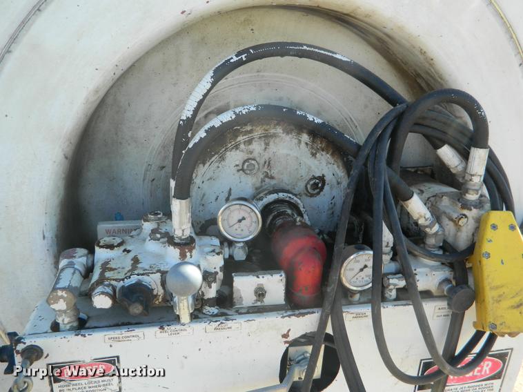 image for item K2732 1985 International S1900 sewer rodder truck