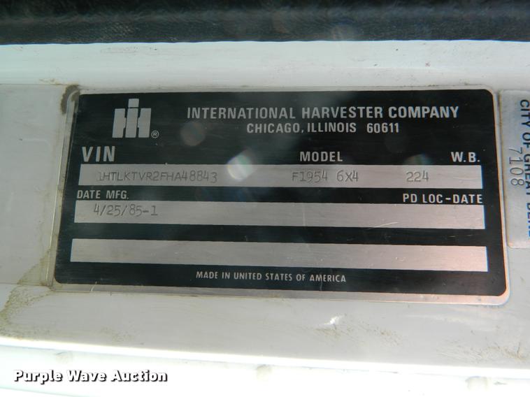 image for item K2732 1985 International S1900 sewer rodder truck