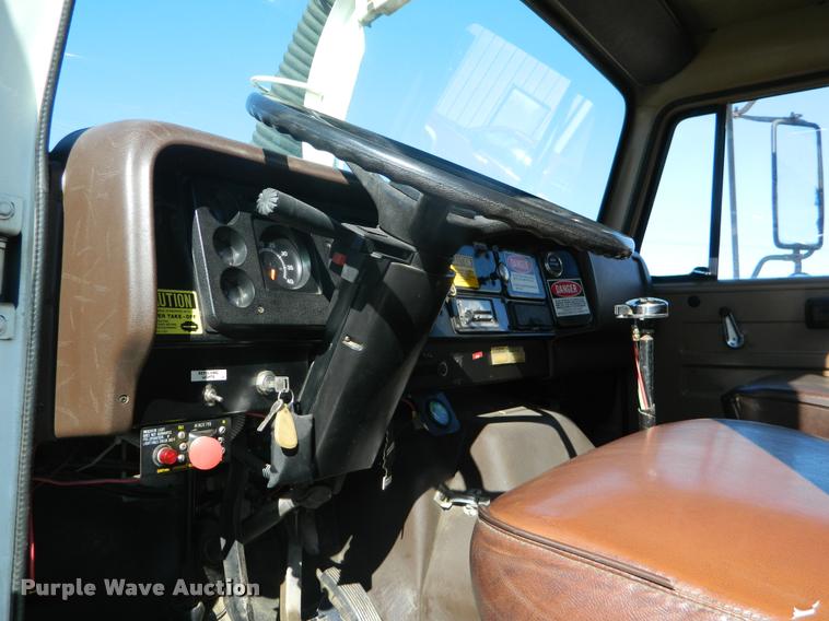 image for item K2732 1985 International S1900 sewer rodder truck