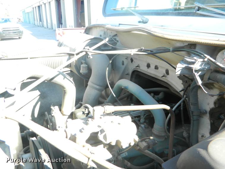 image for item K2732 1985 International S1900 sewer rodder truck