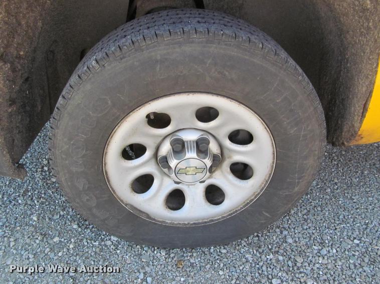 image for item K4969 2007 Chevrolet Silverado 1500 pickup truck